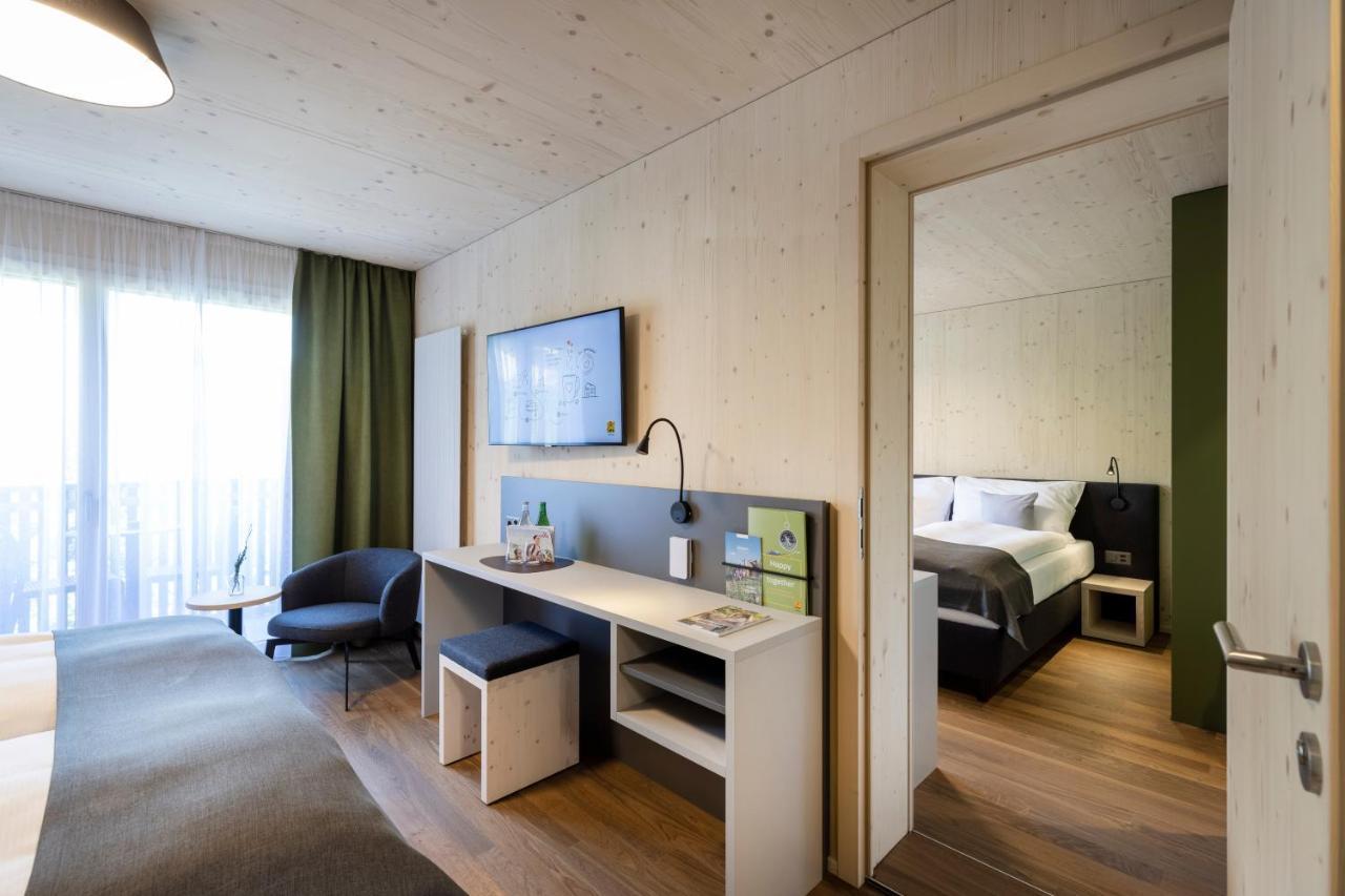 JUFA Hotel Savognin Esterno foto